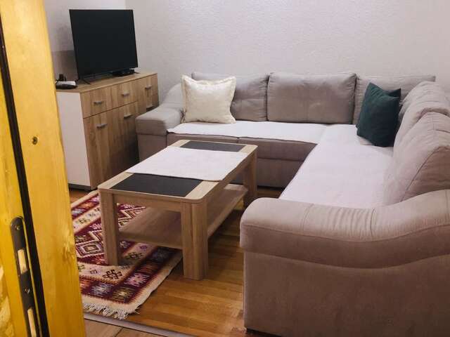 Апартаменты Holiday home Nikola Жабляк-3